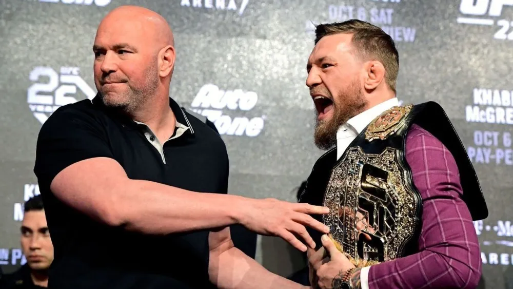 Conor McGregor và Chủ tịch Dana White.