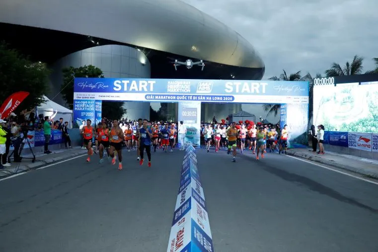 Giải Marathon quốc tế Di sản Vịnh Hạ Long 2020  – “Đẹp” cả  văn hóa lẫn thiên nhiên - 1