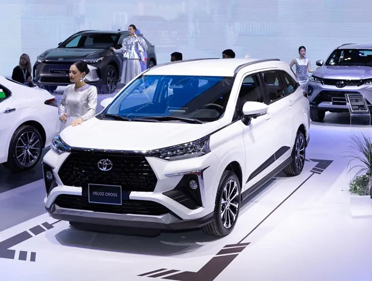 Toyota Veloz Cross bản lắp ráp sắp ra mắt khách hàng Việt, giá bán không đổi - 1