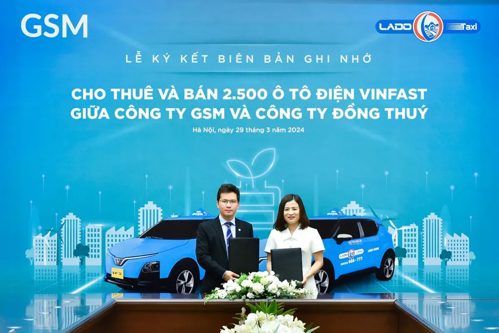 Lado Taxi ký thỏa thuận mua và cho thuê 2.500 ô tô điện VinFast từ GSM - 1
