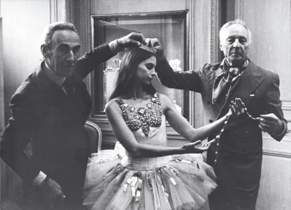Pierre Arpels (trái) với George Balanchine và nữ diễn viên ba lê Suzanne Farrell
