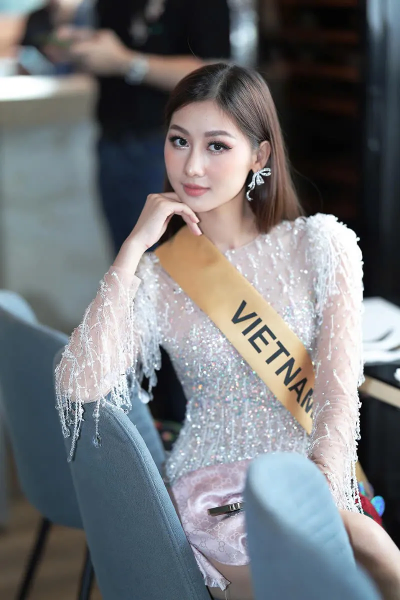 sau-tranh-cai-vi-hat-nhac-kpop-hoa-hau-que-anh-lot-top-15-phan-thi-tai-nang-tai-miss-grand-international-2024