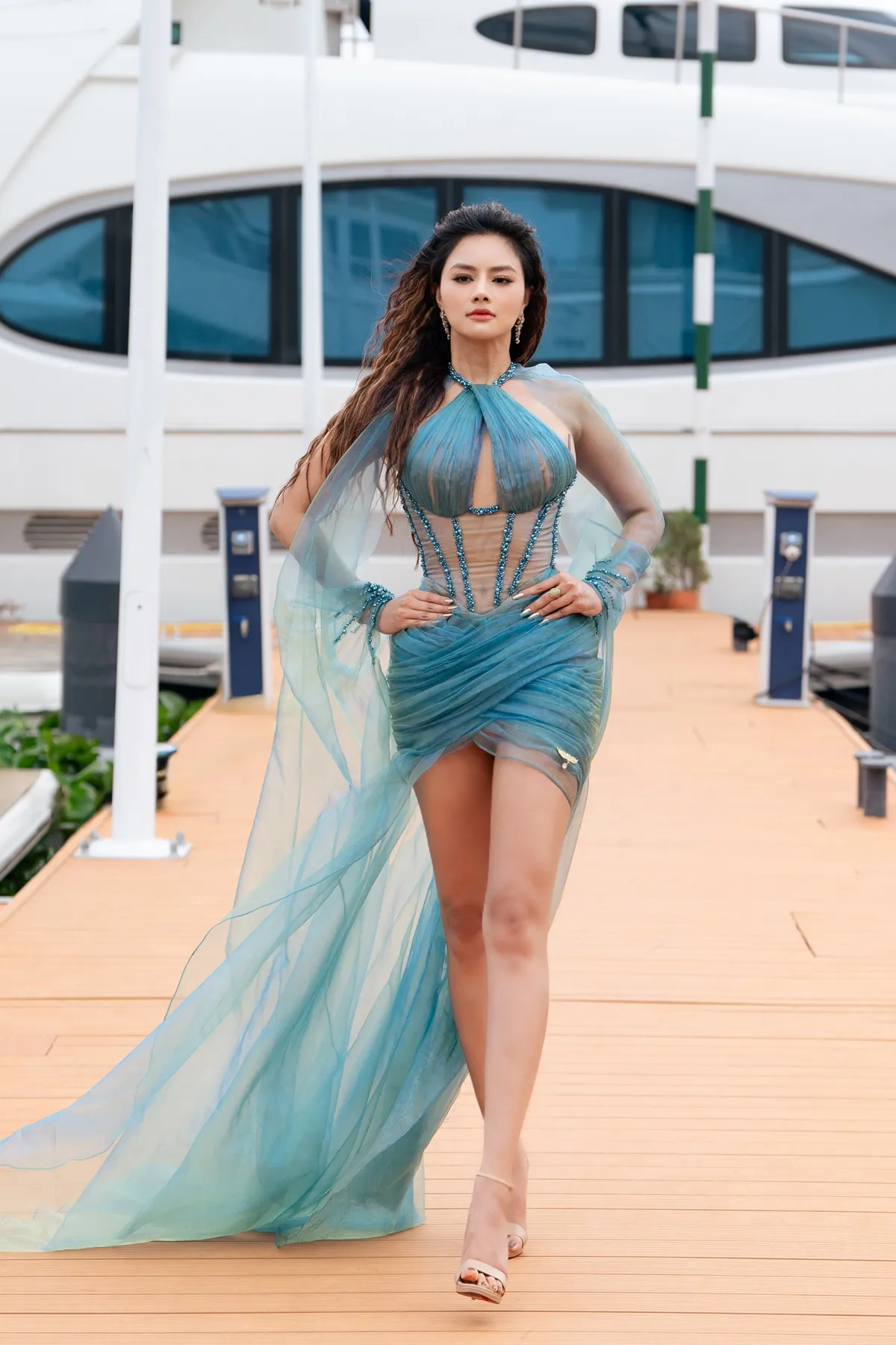 vietnam-international-sea-fashion (1)