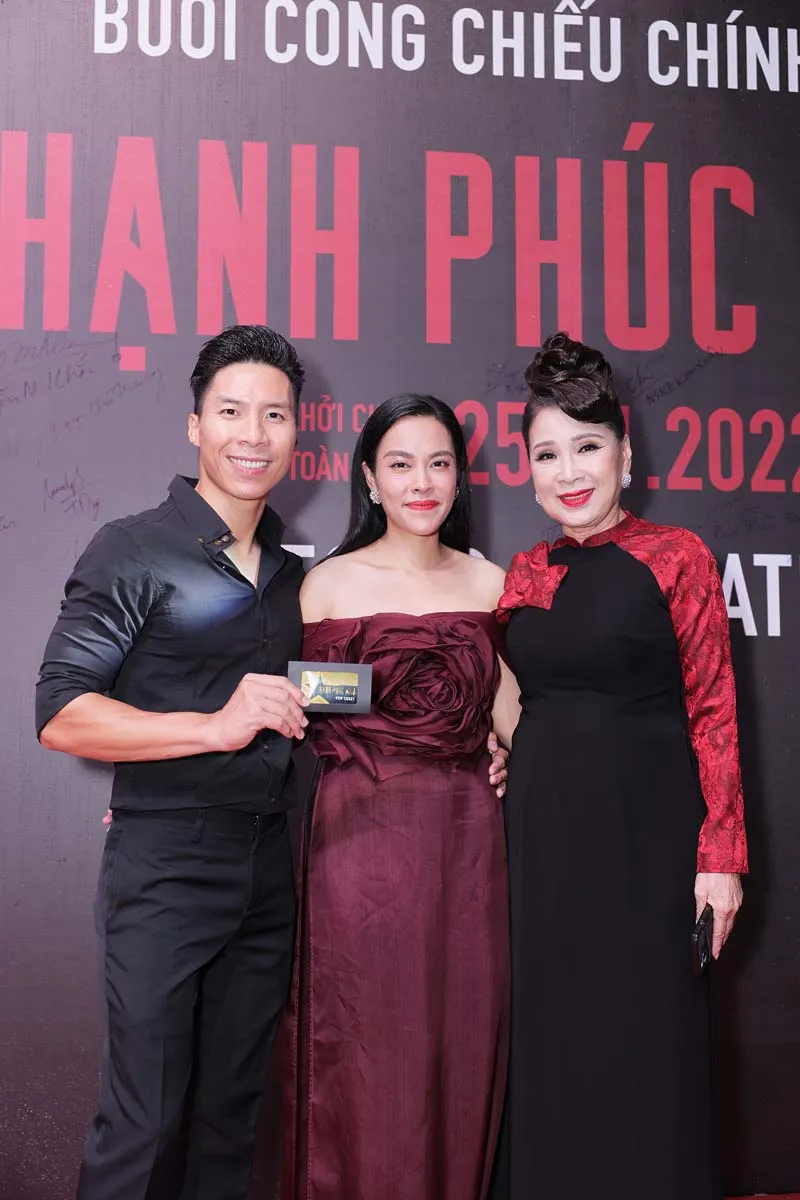 0. NSND Kim Xuân - Ngọc Mai - Quốc Nghiệp cast HPM _1