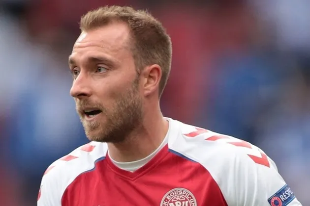 Christian Eriksen’s X-rated first words after cardiac arrest revealed by doc who treated him on the pitch at Euro 2020 - Bóng Đá