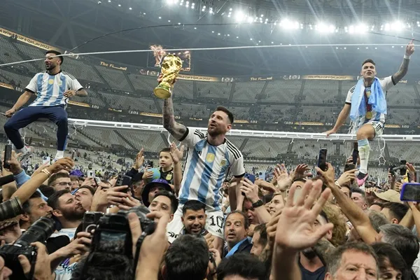 Argentina vô địch World Cup 2022: Messi và chiếc Cúp cuộc đời - Bóng Đá