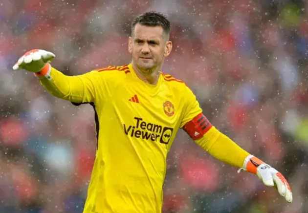 Tom Heaton to miss start of season as Manchester United injury crisis worsens - Bóng Đá