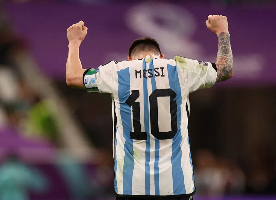 Messi trong hành trình từ ghét đến yêu của CĐV Argentina - Bóng Đá