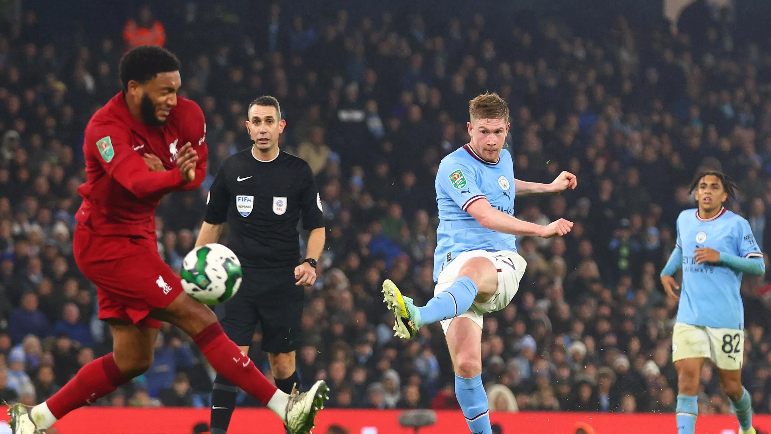 Hình ảnh quá khác biệt của Kevin De Bruyne so với World Cup - Bóng Đá