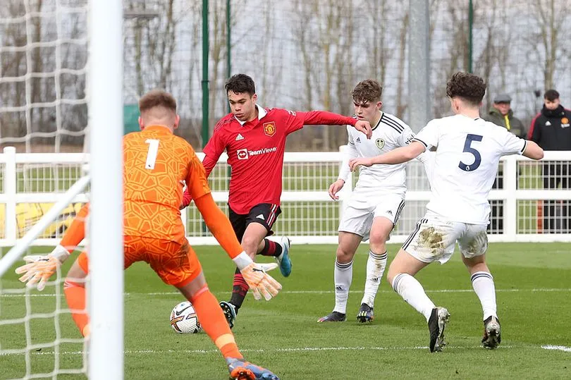 New Manchester United wonderkid Gabriele Biancheri scores on under-18s debut - Bóng Đá