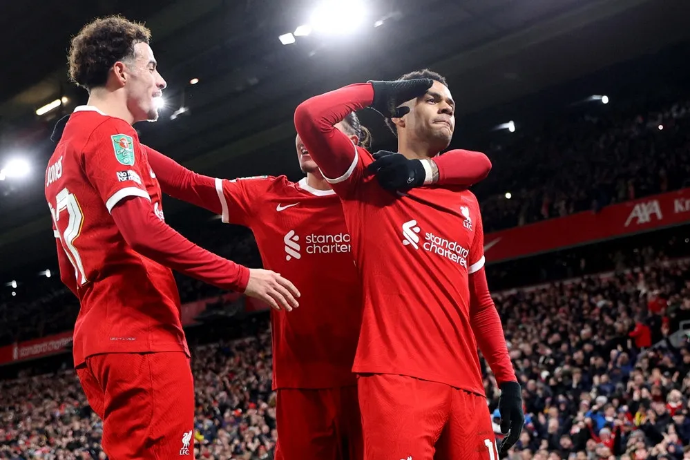 Liverpool thắng ngược trong 3 phút - Bóng Đá