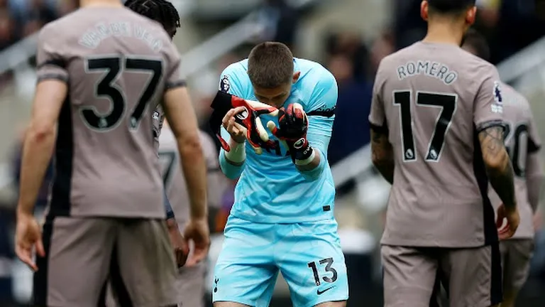 Tottenham hiện nguyên hình - Bóng Đá