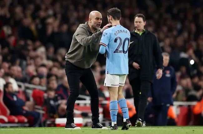 Man City 'lạ hoắc' của Pep đã nhấn chìm Arsenal - Bóng Đá