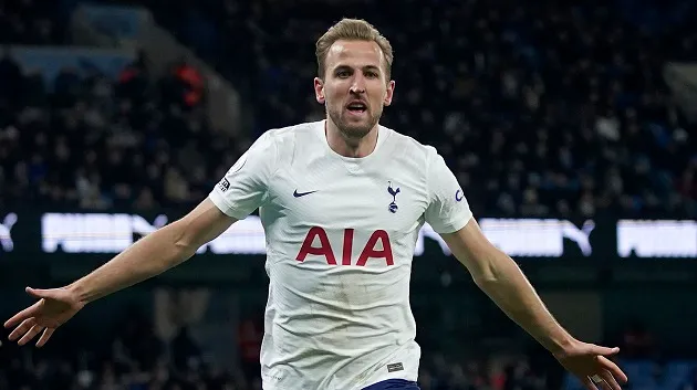 Tottenham tìm thấy giải pháp tuyệt vời từ trung vệ bị Ten Hag hắt hủi - Bóng Đá