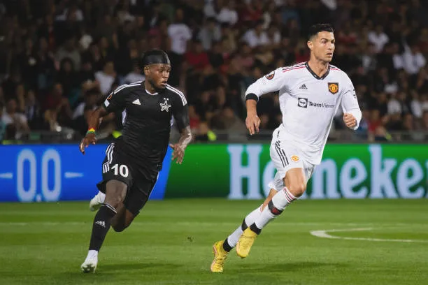 Ronaldo 'giải hạn', M.U có thắng lợi đầu tiên ở Europa League - Bóng Đá