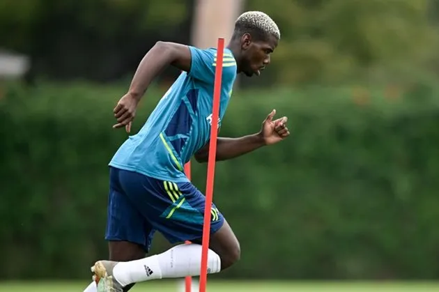  Paul Pogba watches World Cup during gym session as Juventus star teases comeback to pitch after injury KOd Qatar dream - Bóng Đá