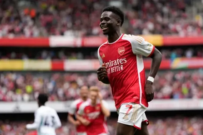 Mikel Arteta plays down fears over Bukayo Saka injury scare - Bóng Đá