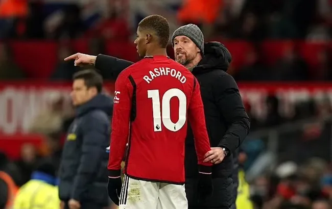 Erik ten Hag warns Man United stars they 'should know how to behave' - Bóng Đá