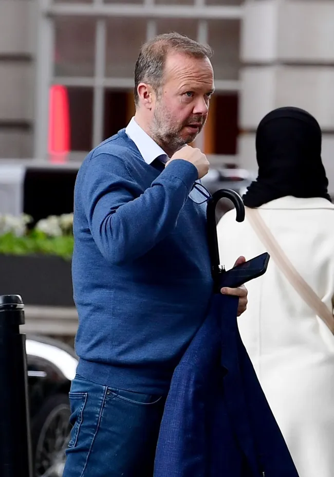 Avram Glazer meets controversial ex-chief Ed Woodward in London - Bóng Đá