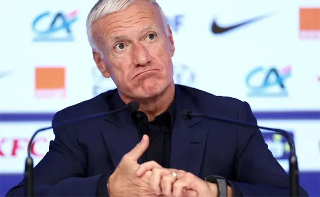 Didier Deschamps vắng mặt tại lễ bốc thăm chia bảng EURO 2024 - Bóng Đá