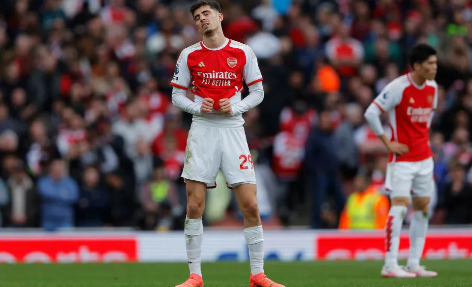Arsenal are becoming Tottenham! Jamie Carragher explains why Gunners are starting to resemble Mauricio Pochettino's Spurs team - Bóng Đá