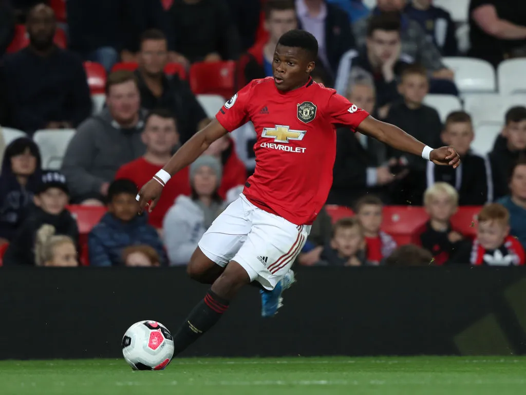 Manchester United: Fans laud Largie Ramazani following free-kick against Swansea U23s - Bóng Đá