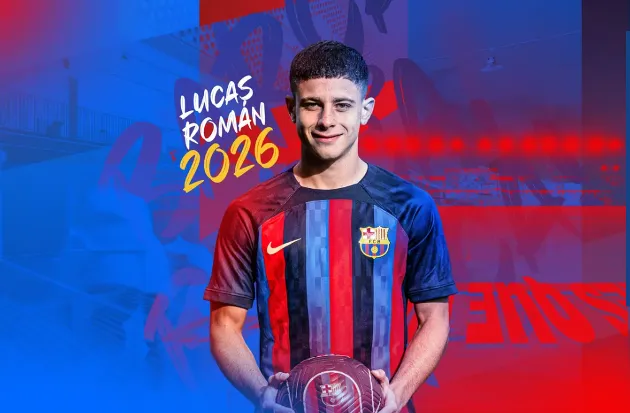 Barcelona’s new signing Lucas Roman has been thrown into first team training less than a week after joining the club. - Bóng Đá