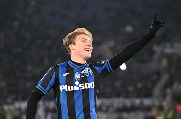 Atalanta boss admits Manchester United, Arsenal-linked Rasmus Hojlund could leave - Bóng Đá