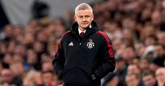 Ole Gunnar Solskjaer watches on as his daughter Karna secures the WSL Academy League title with Manchester United Women U21s - Bóng Đá