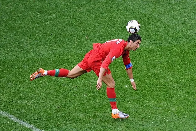 Cristiano Ronaldo's strangest goal? Portugal man's bizarre World Cup strike in 2010 - Bóng Đá