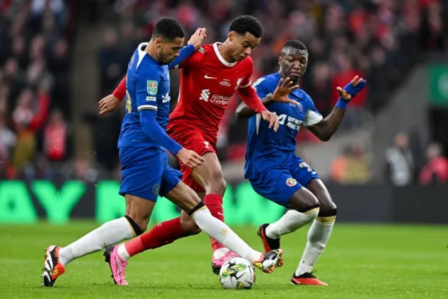 Liverpool vô địch Carabao Cup, Jamie Carragher vẫn không hài lòng 1 cầu thủ - Bóng Đá