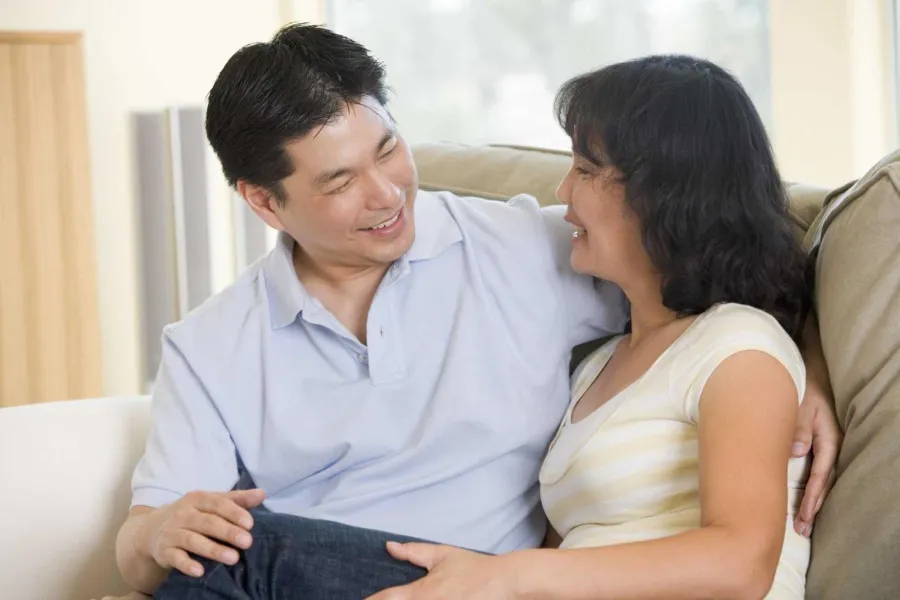 Trò chuyện với vợ sẽ giúp chồng thấu hiểu vấn đề người bạn đời đang gặp phải