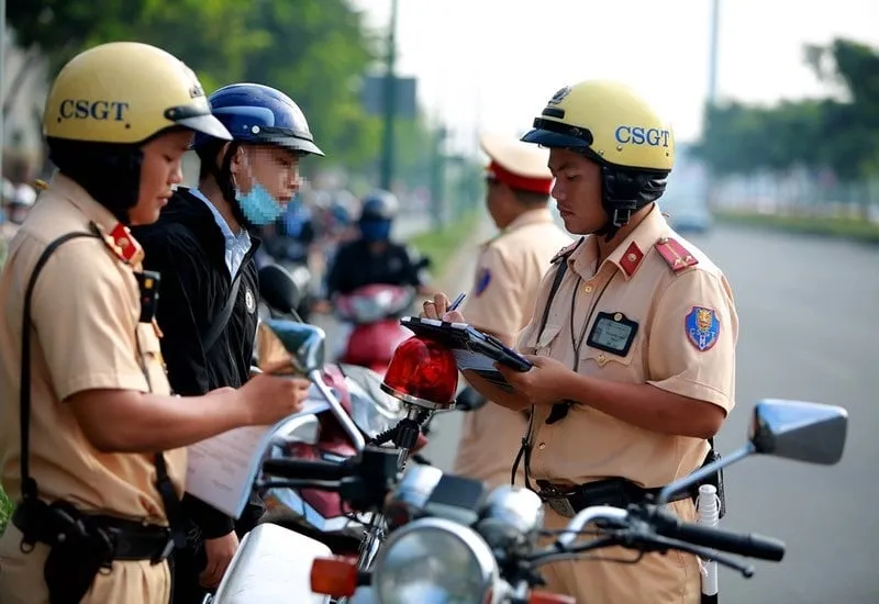 Tài khoản định danh điện tử có nhiều tiện ích, người dân có thể xuất trình khi CSGT kiểm tra