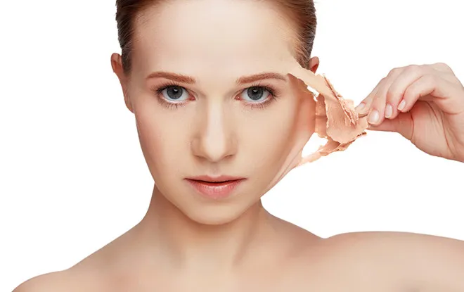 Theo thời gian làn da dần lão khiến cấu trúc collagen suy yếu.