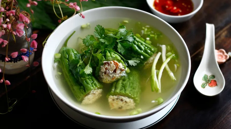 Mướp đắng (khổ qua) là loại rau củ phổ biến trong ẩm thực Việt Nam, nhưng lại rất dễ bị sâu hại