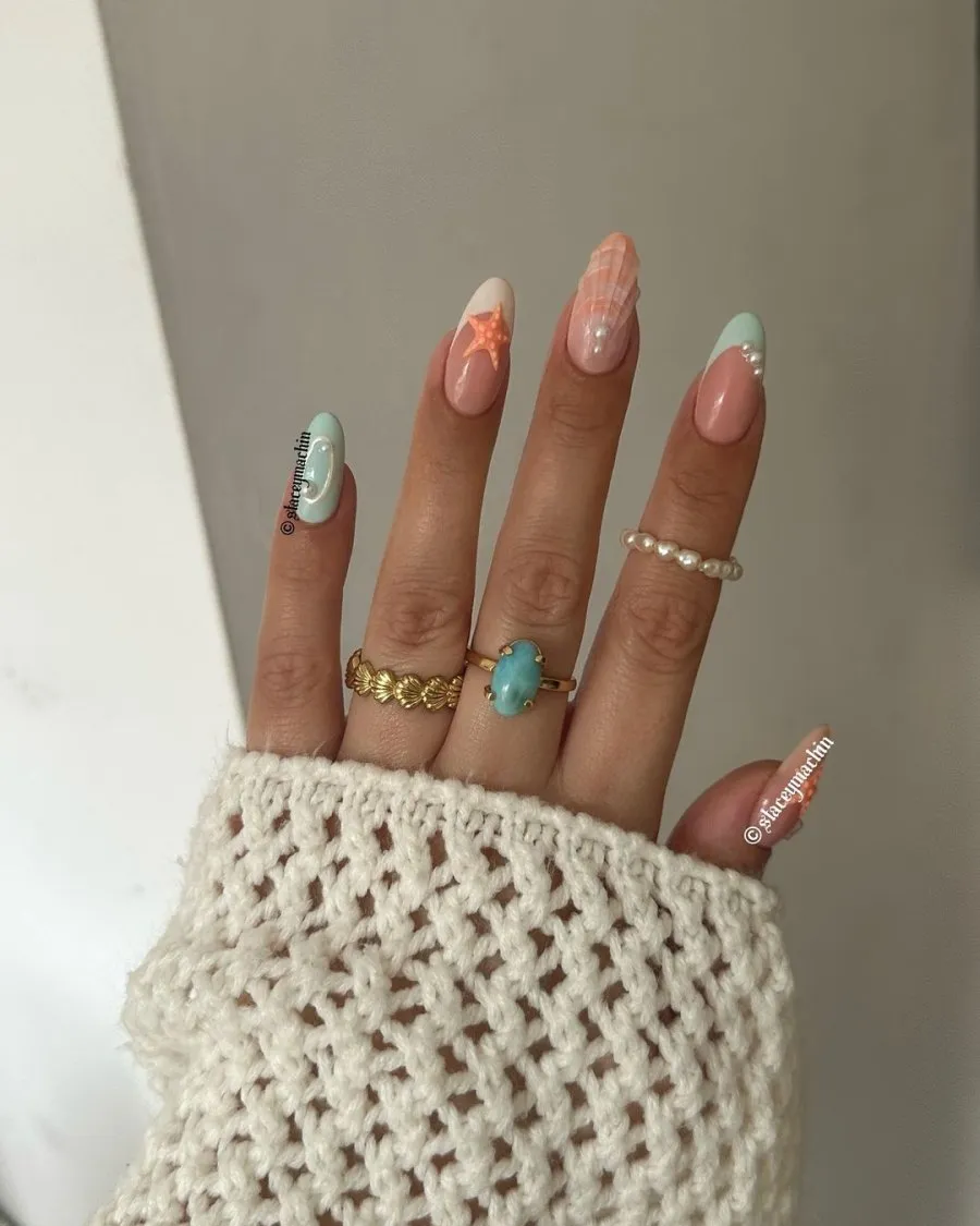  Màu sáng của kiểu nail này sẽ giúp đôi tay bạn trông rạng rỡ hơn.