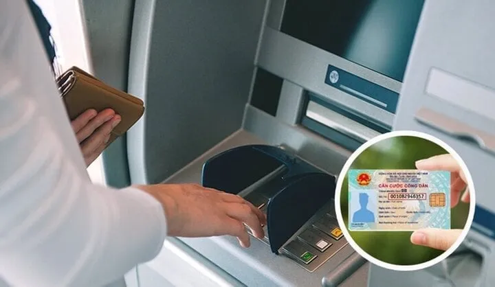 Rút tiền tại cây ATM bằng thẻ CCCD gắn chip