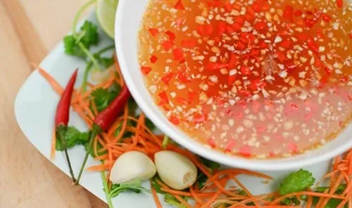 Mẹo pha nước chấm bún, nem ngon tuyệt cú mèo