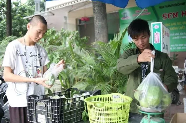 Lệ Rơi từng nghĩ đến cái chết, muốn trả thù kẻ lừa gia đình mình