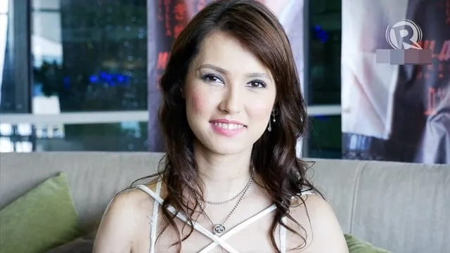 Bỏ đóng phim người lớn, Maria Ozawa vẫn cực gợi cảm ở Philippines