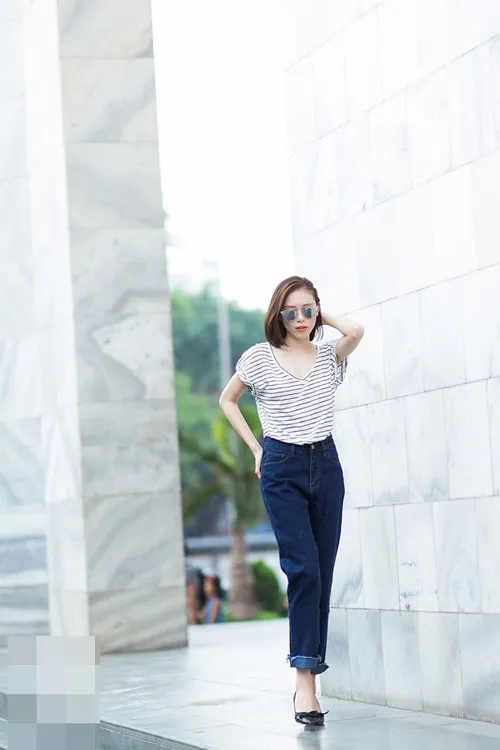 Kết hợp thanh lịch và cuốn hút với 4 kiểu quần jeans xanh