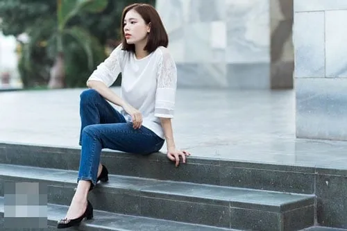 Kết hợp thanh lịch và cuốn hút với 4 kiểu quần jeans xanh