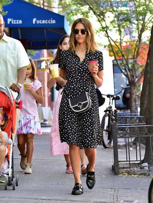 Style trendy của Jessica Alba