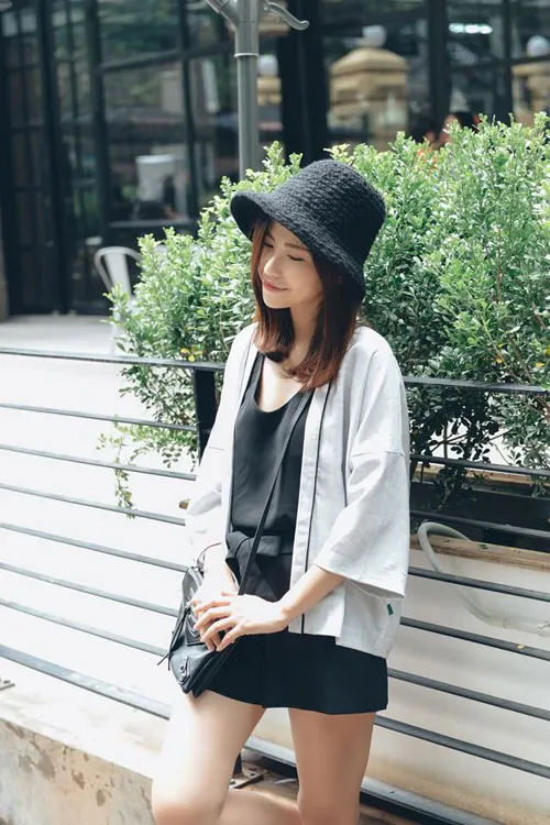 Giới trẻ miền Bắc xuống phố cùng street style mùa thu phong cách