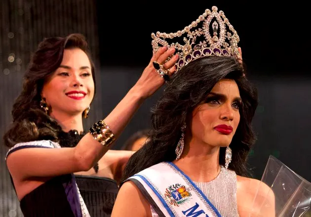 Tiết lộ hậu trường ít người biết của Miss Gay Venezuela