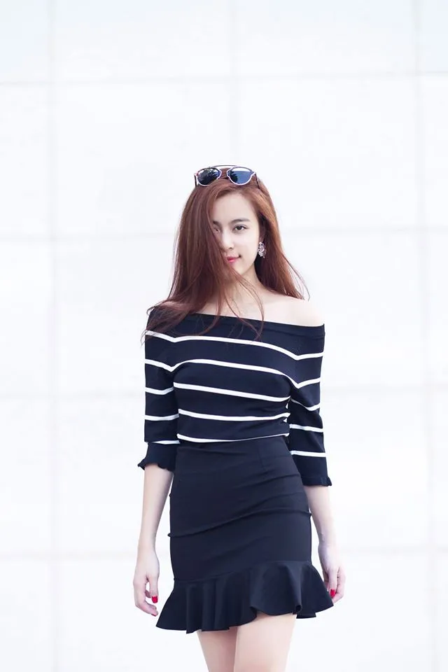 Học hỏi gu street style cực chất của Hoàng Thùy Linh