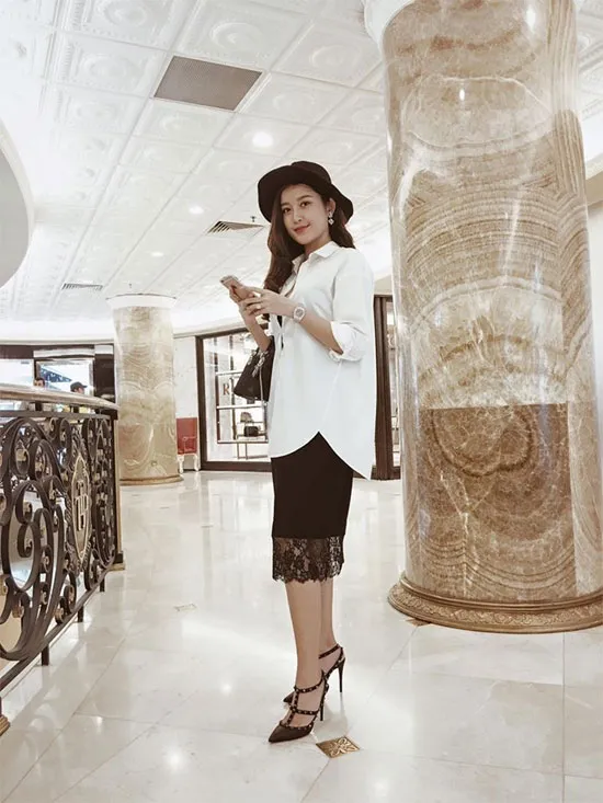 Style đời thường cuốn hút của Á hậu Huyền My