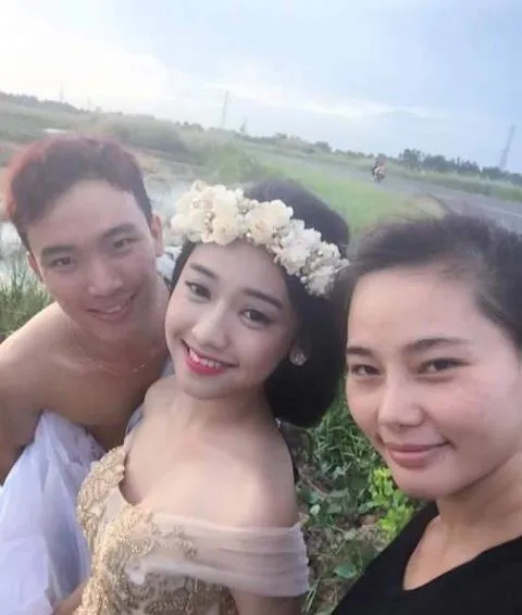 Midu tung anh sexy, chung minh dang cap vuot mat Thuy Vi