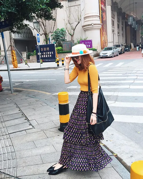 Street style muôn sắc thái của mỹ nhân Việt đầu hè