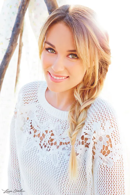 Tuyệt chiêu mix đồ thanh lịch trẻ trung của blogger Lauren Conrad